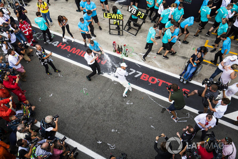 Lewis Hamilton győzelme az Olasz Nagydíjon