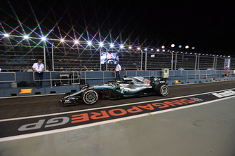Lewis Hamilton, Mercedes AMG F1 W09 EQ Power+