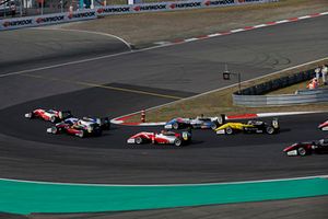 Start of the race, Mick Schumacher, PREMA Theodore Racing Dallara F317 - Mercedes-Benz leads