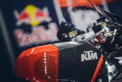 Détails de la KTM RC16