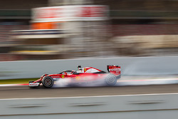 Kimi Räikkönen, Ferrari SF16-H, équipé de la protection du cockpit type