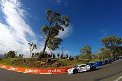 #75 Melbourne Performance Centre Audi R8 LMS: Steve McLaughlin, René Rast, Garth Tander