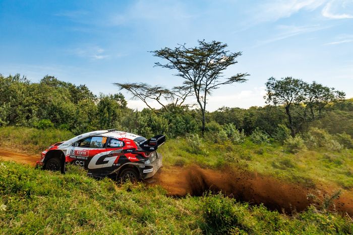 Такамото Кацута, Аарон Джонстон, Toyota Gazoo Racing WRT Toyota GR Yaris Rally1