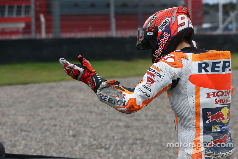 Marc Marquez, Repsol Honda Team, nach Sturz