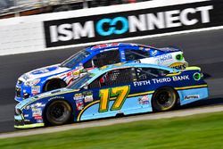 Ricky Stenhouse Jr., Roush Fenway Racing Ford and A.J. Allmendinger, JTG Daugherty Racing Chevrolet
