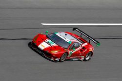 #63 Scuderia Corsa Ferrari 488 GT3: Christina Nielsen, Alessandro Balzan, Sam Bird, Matteo Cressoni