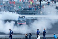 Ganador de la carrera Kasey Kahne, Hendrick Motorsports Chevrolet