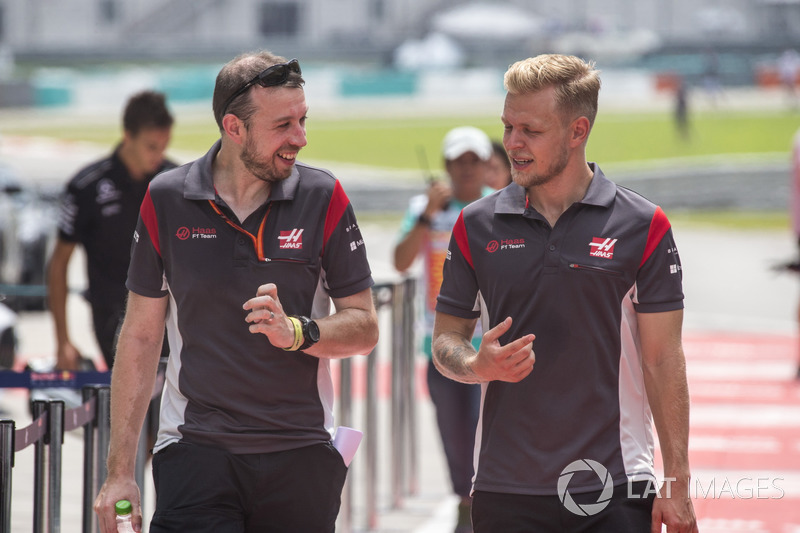 Kevin Magnussen, Haas F1 Team walks the track