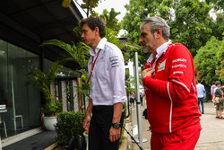 Toto Wolff, Direttore del Motorsport Mercedes AMG F1and Maurizio Arrivabene, Team Principal Ferrari