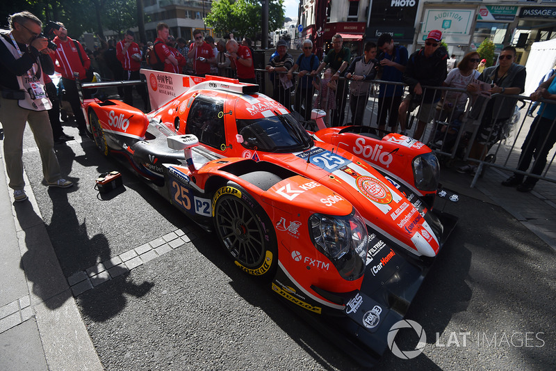 #25 CEFC Manor Oreca 07 Gibson: Roberto Gonzalez, Simon Trummer, Vitaly Petrov