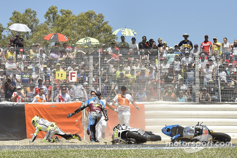Crash: Alvaro Bautista, Aspar Racing Team; Jack Miller, Estrella Galicia 0,0 Marc VDS