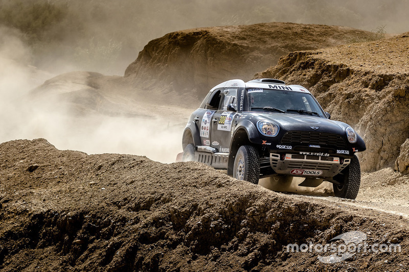#308 X-Raid Team Mini: Nani Roma, Alex Haro