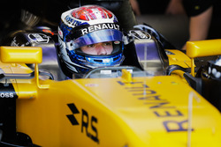 Nicholas Latifi, Renault Sport F1 Team RS17