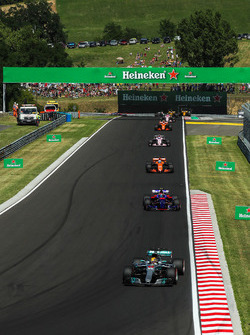 Lewis Hamilton, Mercedes-Benz F1 W08 Hybrid