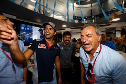 Pedro de la Rosa, Carlos Sainz Jr., Scuderia Toro Rosso, Fernando Alonso, McLaren, en Carlos Sainz