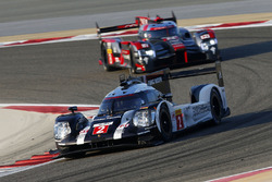 #2 Porsche Team Porsche 919 Hybrid: Romain Dumas, Neel Jani, Marc Lieb, #8 Audi Sport Team Joest Aud