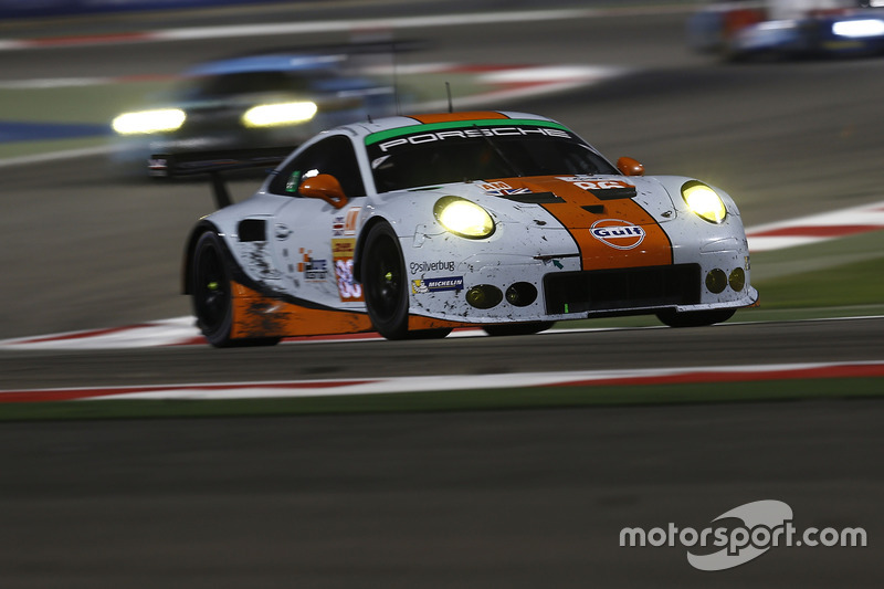 #86 Gulf Racing Porsche 911 RSR: Michael Wainwright, Adam Carroll, Ben Barker