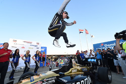 Il vincitore della gara Santiago Urrutia, Belardi Auto Racing