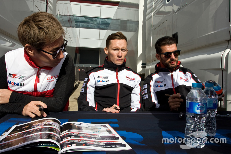 #7 Toyota Gazoo Racing Toyota TS050 Hybrid: Mike Conway, Kamui Kobayashi, Jose Maria Lopez