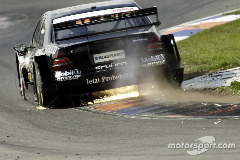 Nummer 10: Comeback-kid Hakkinen kan het ook in de toerwagens