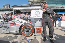 Ganador de la pole Will Power, Team Penske Chevrolet