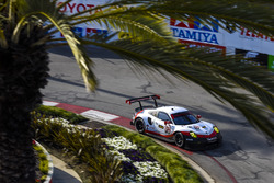 #912 Porsche Team North America Porsche 911 RSR: Kevin Estre, Laurens Vanthoor