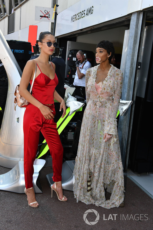Bella Hadid, Model and Winne Harlow
