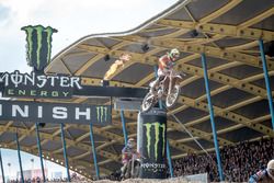 Tony Cairoli viert zijn negende wereldtitel