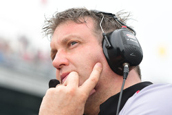 Piers Phillips, general manager Schmidt Peterson Motorsports