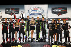 P podium: winners Scott Sharp, Ryan Dalziel, Brendon Hartley, Tequila Patrón ESM, second place Eric