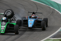 Ian Rodriguez Wright, DRZ Benelli, Gregoire Saucy, Jenzer Motorsport, incidente