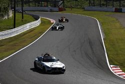The Safety Car leads Lewis Hamilton, Mercedes AMG F1 W08, Max Verstappen, Red Bull Racing RB13