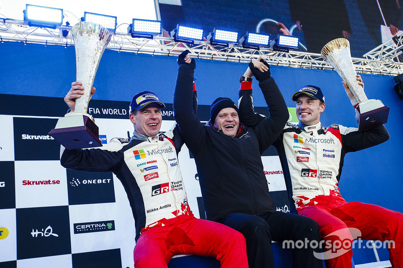 Podio: i vincitori Jari-Matti Latvala, Miikka Anttila, Toyota Racing, al secondo posto Ott Tänak, Martin Järveoja, M-Sport, al terzo posto Sébastien Ogier, Julien Ingrassia, M-Sport