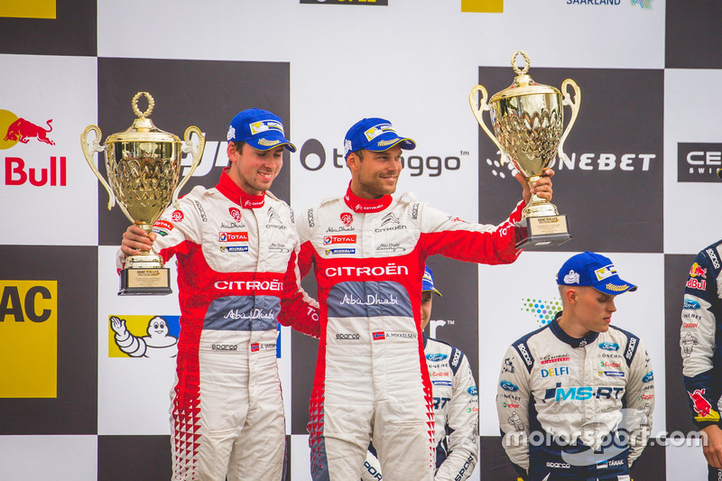 Podio: al secondo posto Andreas Mikkelsen, Anders Jäger, Citroën C3 WRC, Citroën World Rally Team