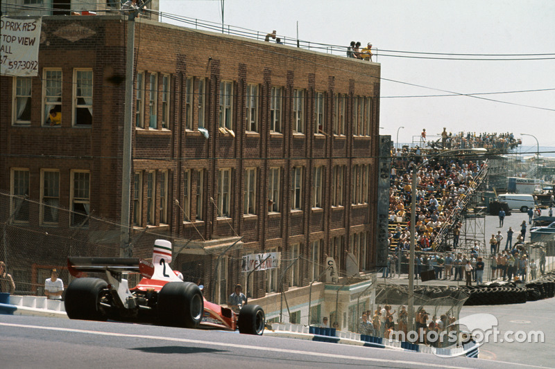 1976 (West) Clay Regazzoni