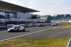スーパーGTデモラン