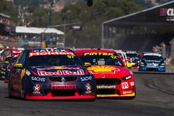 Shane van Gisbergen, Triple Eight Race Engineering Holden, Fabian Coulthard, Team Penske Ford at the start of the race