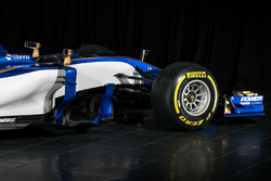 Sauber C36 front detail