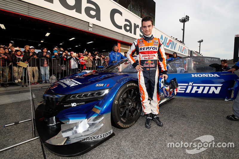 Dani Pedrosa dan Honda NSX Concept-GT car