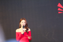 2017环塔发布会,美女主持人