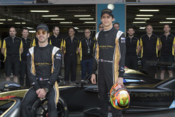 Foto de grupo Techeetah team, Jean-Eric Vergne y Esteban Gutiérrez