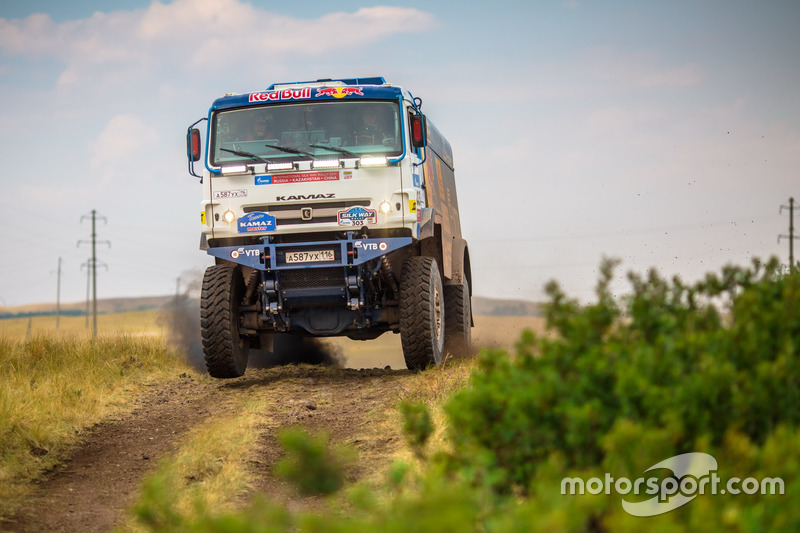 #303 KAMAZ-master Team: Dmitry Sotnikov, Ruslan Akhmadeev, Ilnur Mustafin