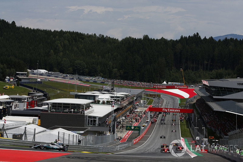 Austria: 145.000 espectadores; 60.000