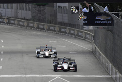 Graham Rahal, Rahal Letterman Lanigan Racing Honda, takes the checkered flag