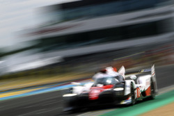 #8 Toyota Gazoo Racing Toyota TS050 Hybrid: Anthony Davidson, Sébastien Buemi, Kazuki Nakajima