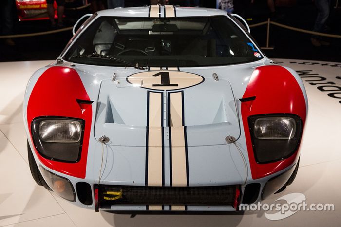 Le Mans 1966: segundo clasificado, Ken Miles, Denis Hulme, Ford GT 40