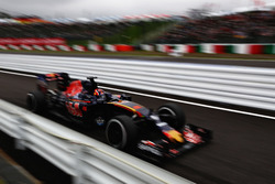 Даниил Квят, Scuderia Toro Rosso STR11