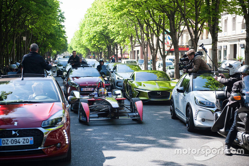 Jean-Eric Vergne en las calles de París