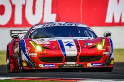 #83 AF Corse Ferrari 458 Italia: Francois Perrodo, Emmanuel Collard, Rui Aguas