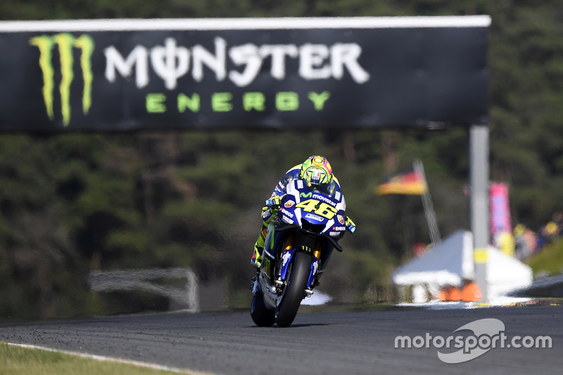 Валентино Россі, Yamaha Factory Racing
